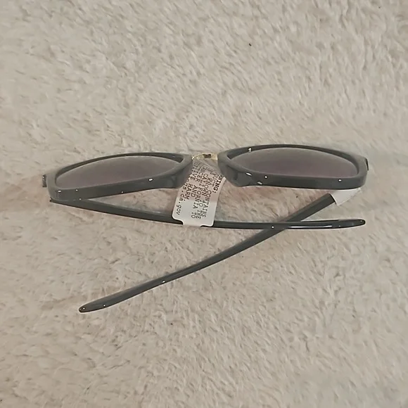 Guess Factory Women Sunglasses Shiny Black Rectangle Shape Frame GF032701B